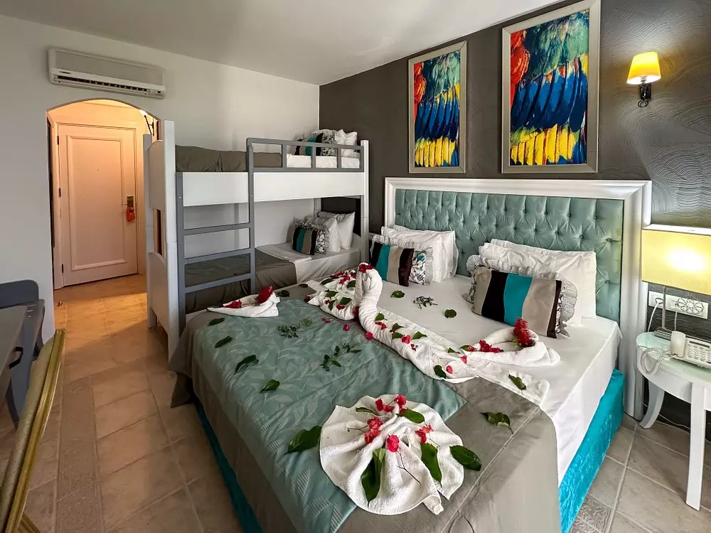 اتاق TIANA BEACH